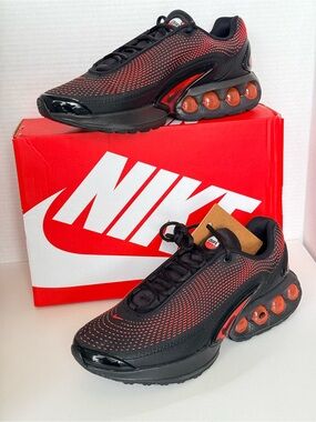 Nike Air Max DN ES Black Crimson Red Men’s Sneakers Size 10.5